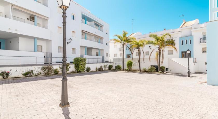 Apartamento centrico en Conil con garaje Conil De La Frontera Exterior foto